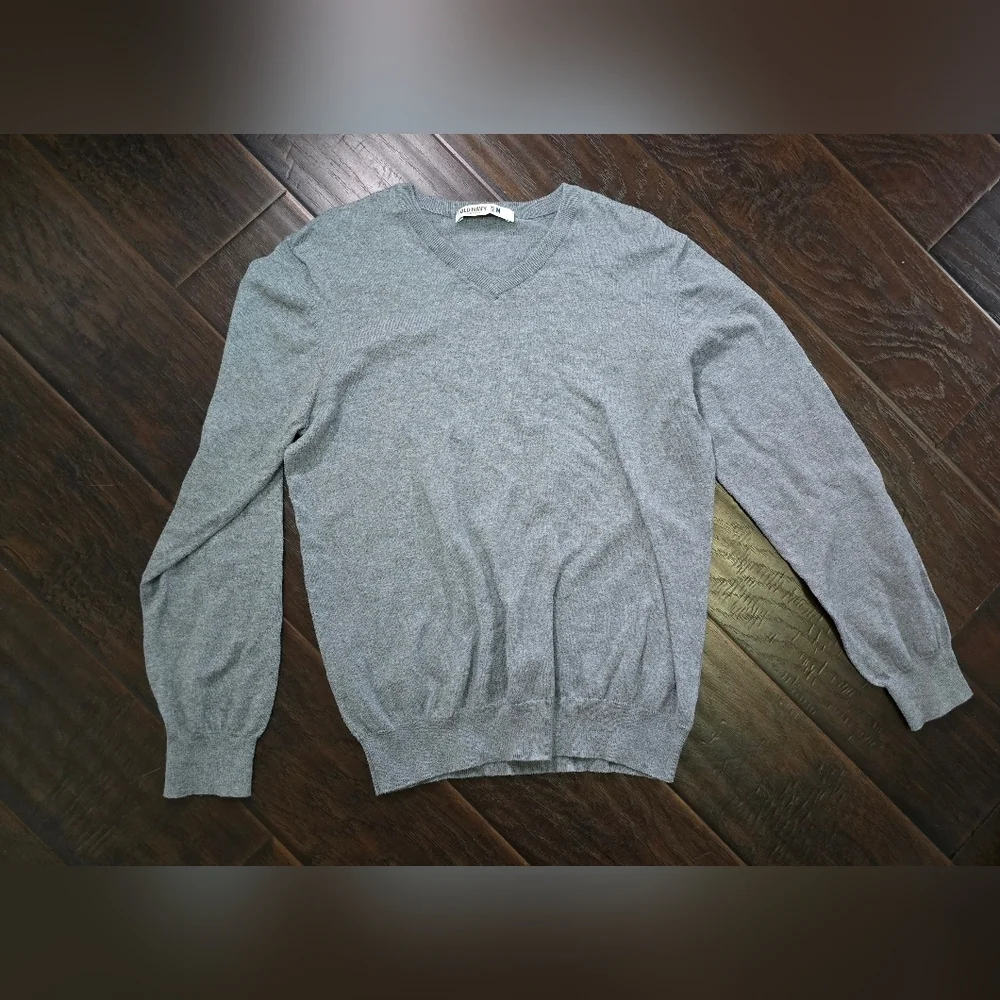 Old Navy Grey V Neck Pullover Knit Womens Sweater Medium